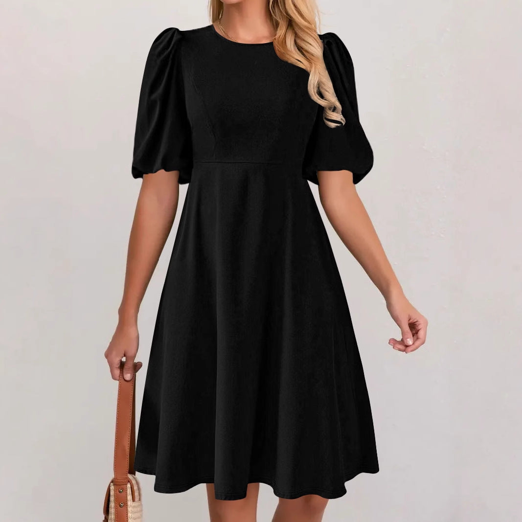 Dame A-linje kjole med puffærmer og rund halsudskæring Stilla