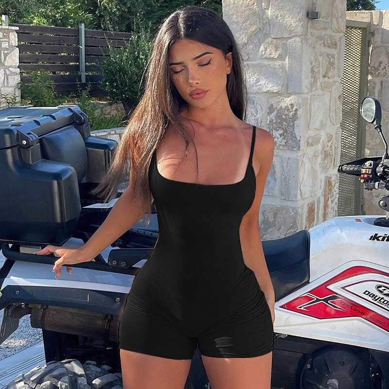 Dame Bodycon jumpsuit med figurformende snit og stropdetaljer Stilla