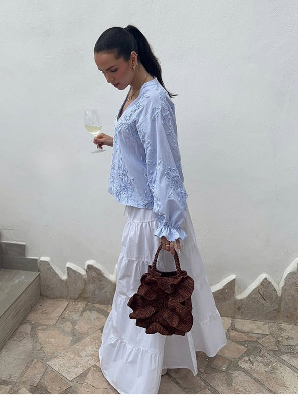 Dame elegant bluse med florale broderier og voluminøse ærmer Stilla