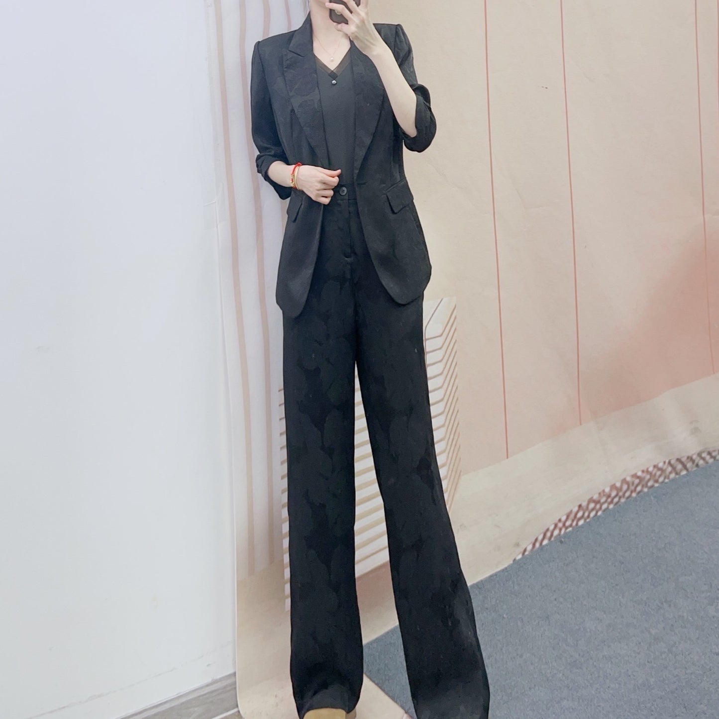 Dame Elegant Business-jakkesæt med stilfuld blazer og bred bukseben Stilla