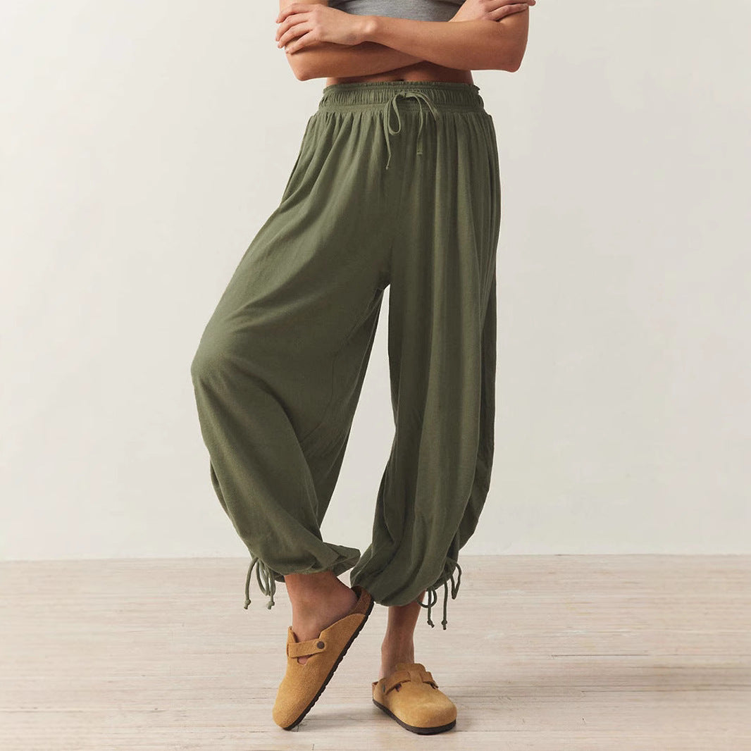 Dame afslappede harembukser lavet af luftig viskose med justerbar talje Stilla