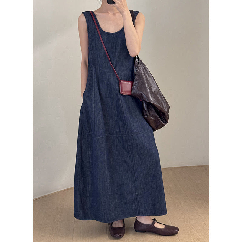 Dame Denim Maxikjole med elegant V-hals og flydende snit Stilla