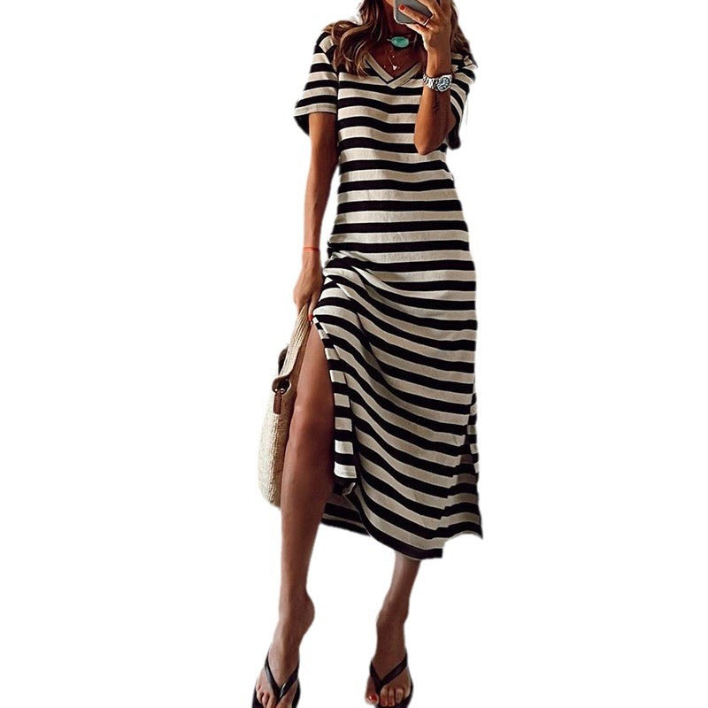 Dame afslappet sommermaxikjole med striber og sideslids Stilla