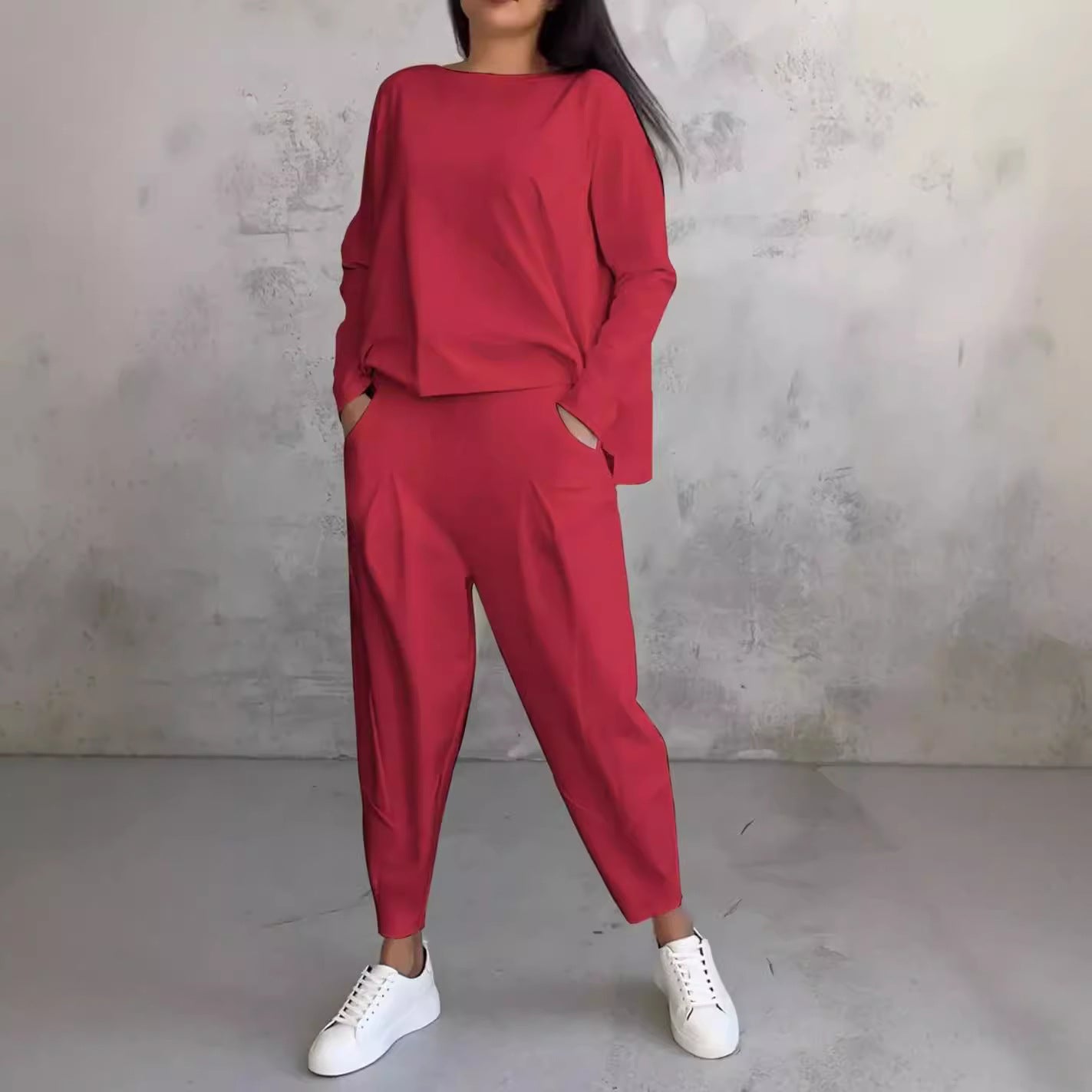 Dame afslappet jumpsuit-sæt med fashionable oversized snit og praktiske lommer Stilla