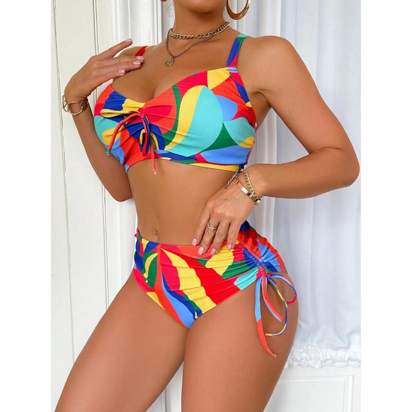 Dame bikini-sæt med justerbar talje og moderne design Stilla
