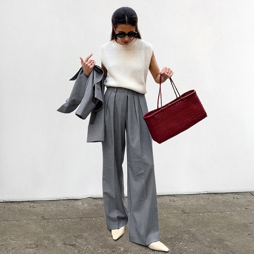 Dame Elegant jakkesæt med høj talje, bredt skåret bukser og stilfuldt ærmeløst top Stilla