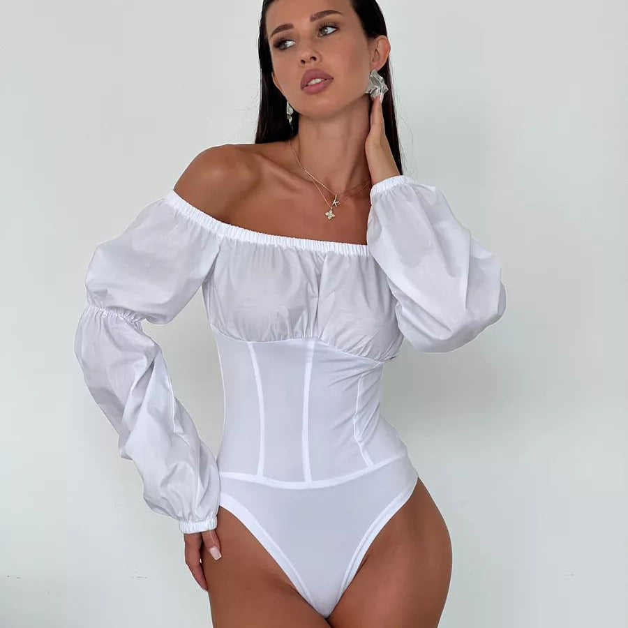 Dame Off-Shoulder Bodysuit med voluminøse ærmer og tætsiddende snit Stilla