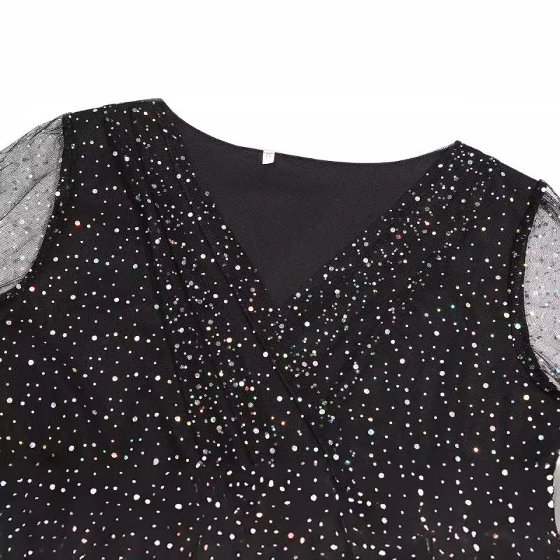 Dame elegant glitrende mini-kjole med gennemsigtige lange ærmer Stilla