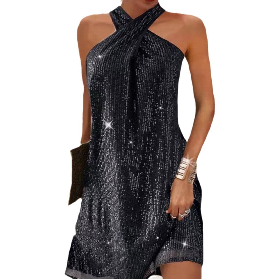 Dam Halterneck Cocktailkjole med glitrende pailletkant og elegant ryg Stilla
