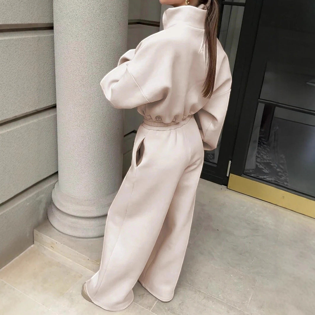 Dame afslappet og moderne sweatshirt med kort ståkrave og lynlås Stilla