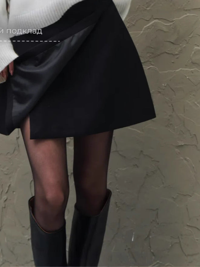 Dame elegant asymmetrisk omslagskjørt lavet af højkvalitetsmateriale Stilla