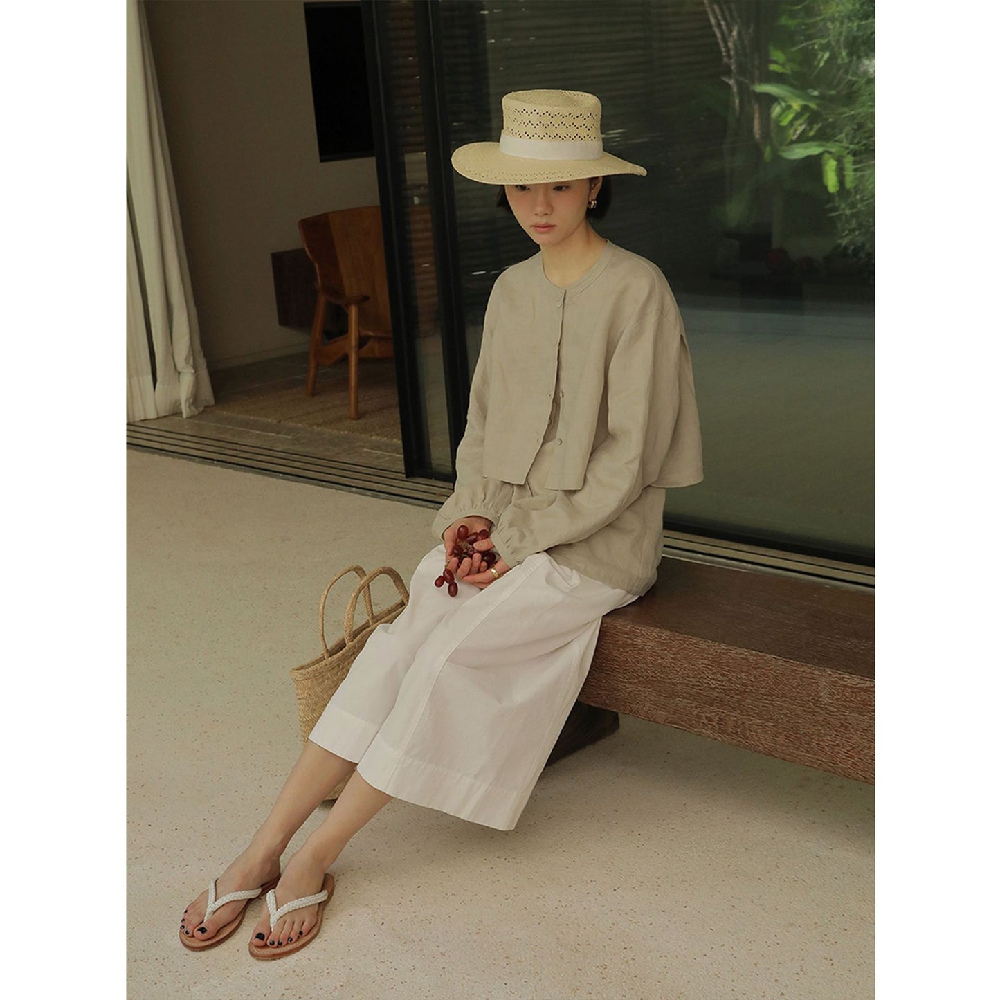 Dame afslappet linnedjakke med knaplukning og voluminøse ærmer Stilla