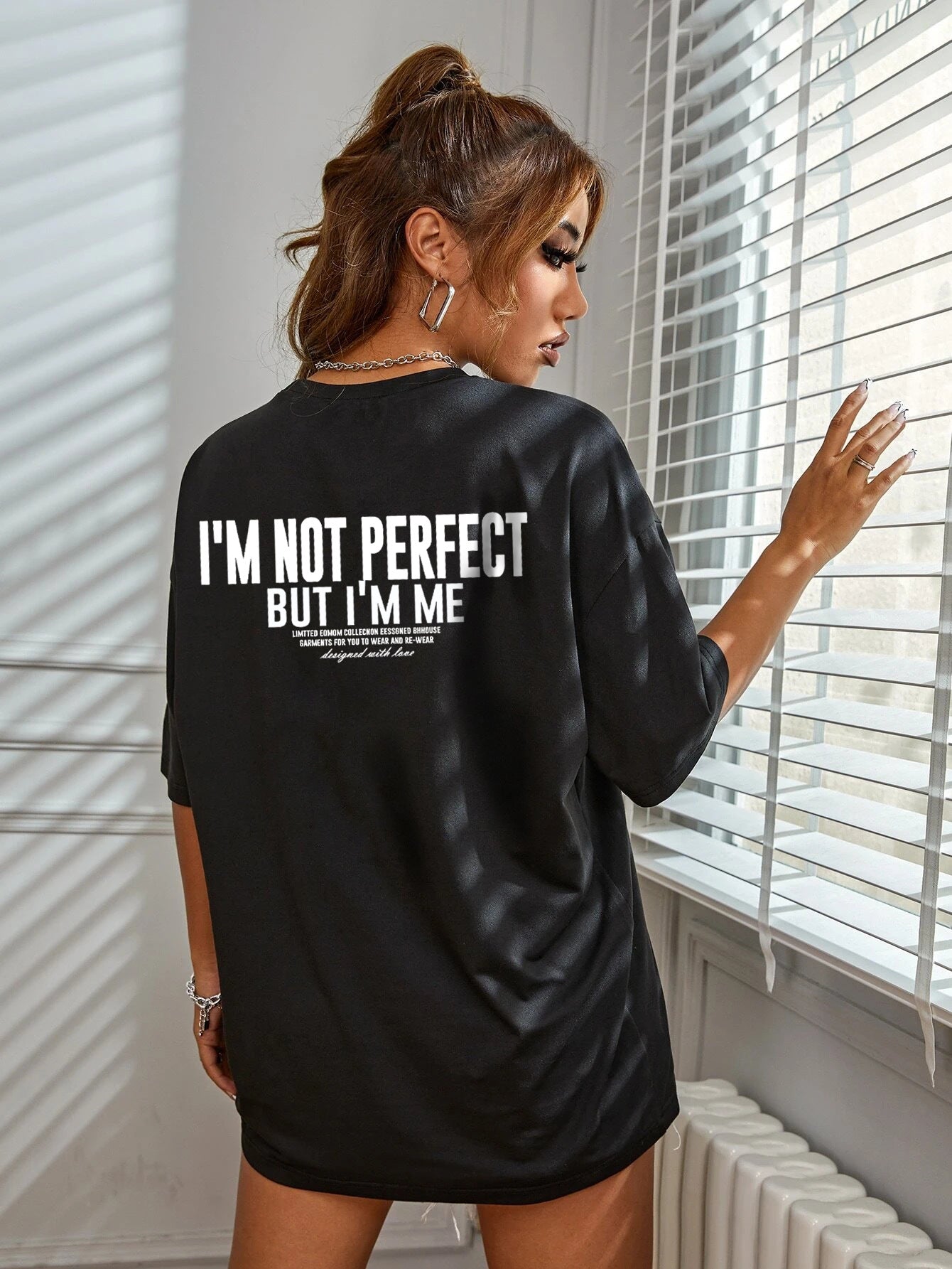 Dame afslappet statement T-shirt med oversized snit Stilla