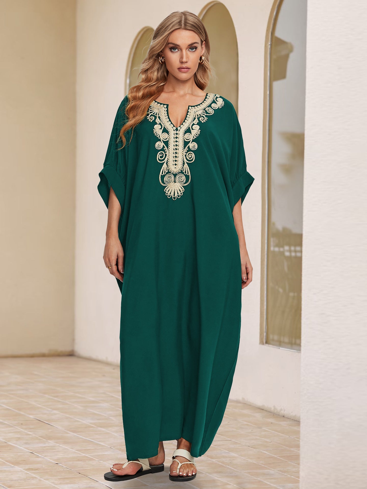Dame Elegant Kaftan med kunstneriske broderier Stilla