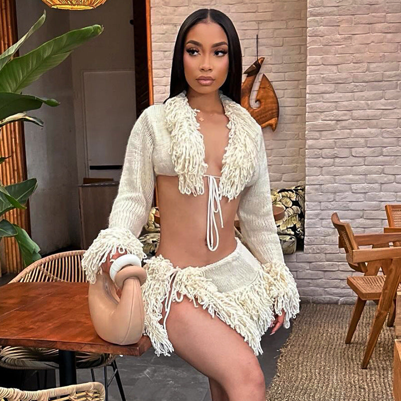 Dame Cropped Strikjakke med voluminøse frynser Stilla