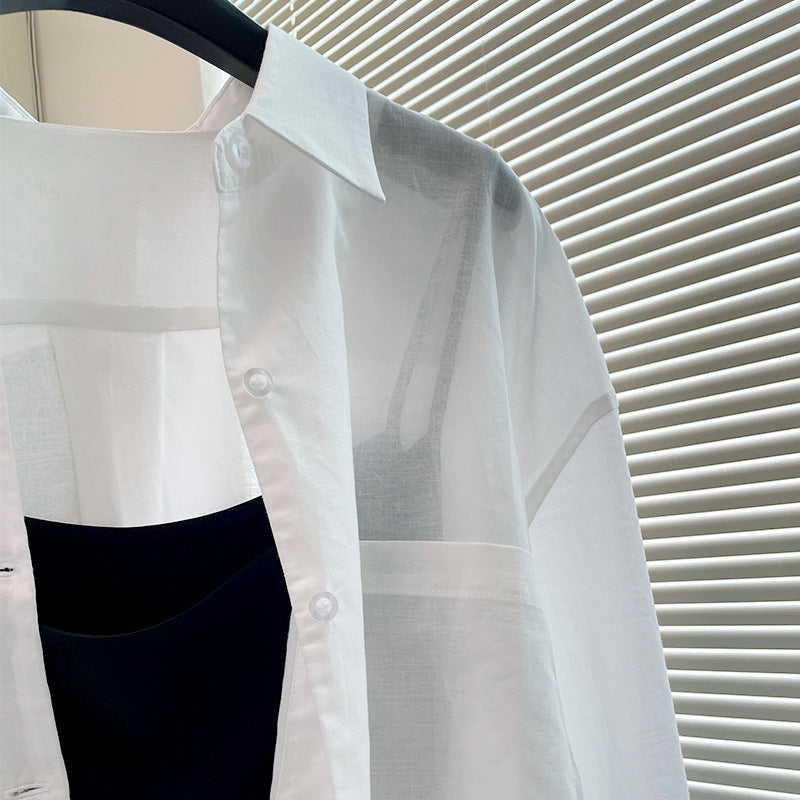 Dame afslappet langærmet bluse lavet af let, åndbart bomuldsstof med elegant brystlomme og moderne snit Stilla