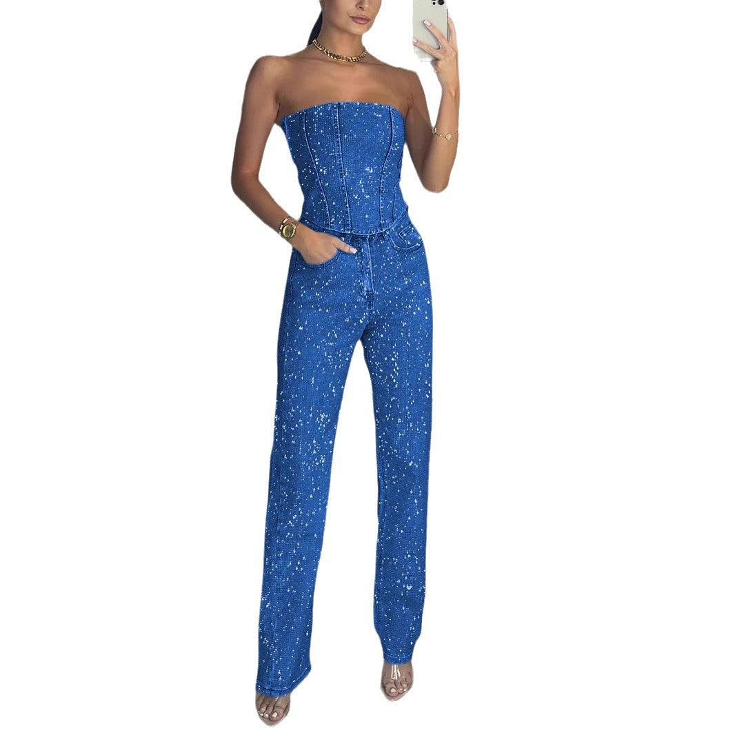 Dame Jumpsuit i trendy Denim-design med figurtilpasset overdel og elegante detaljer Stilla