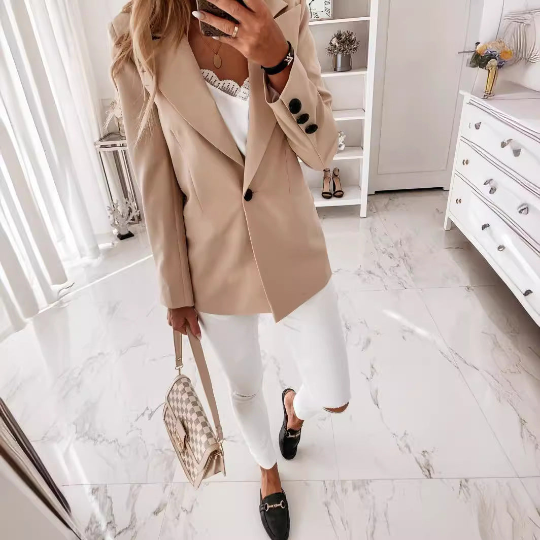 Dame elegant blazer-sæt med figursyet pasform og moderne snit Stilla