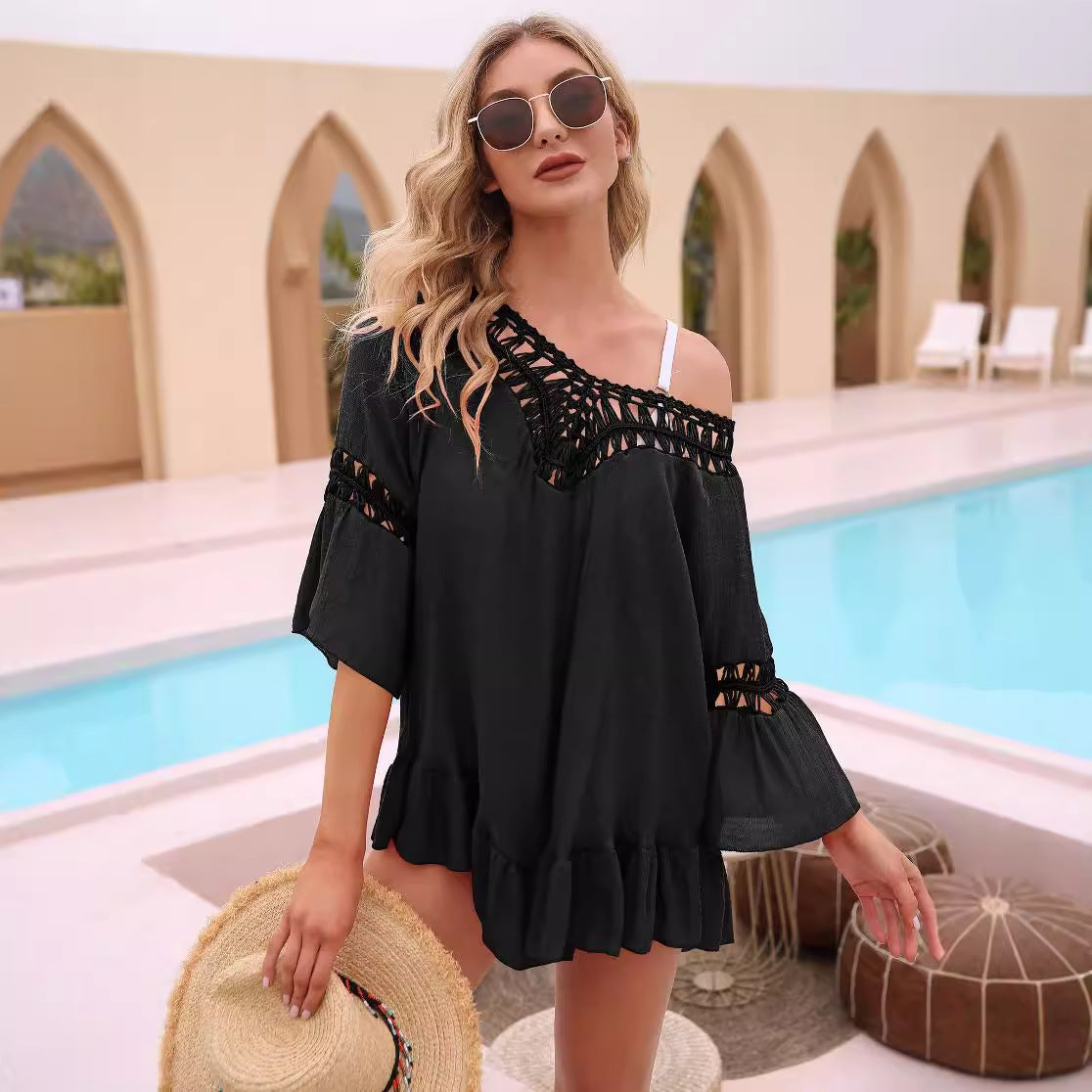 Dame afslappet strandovertræk med kunstnerisk hækle mønster og frynset detaljer Stilla