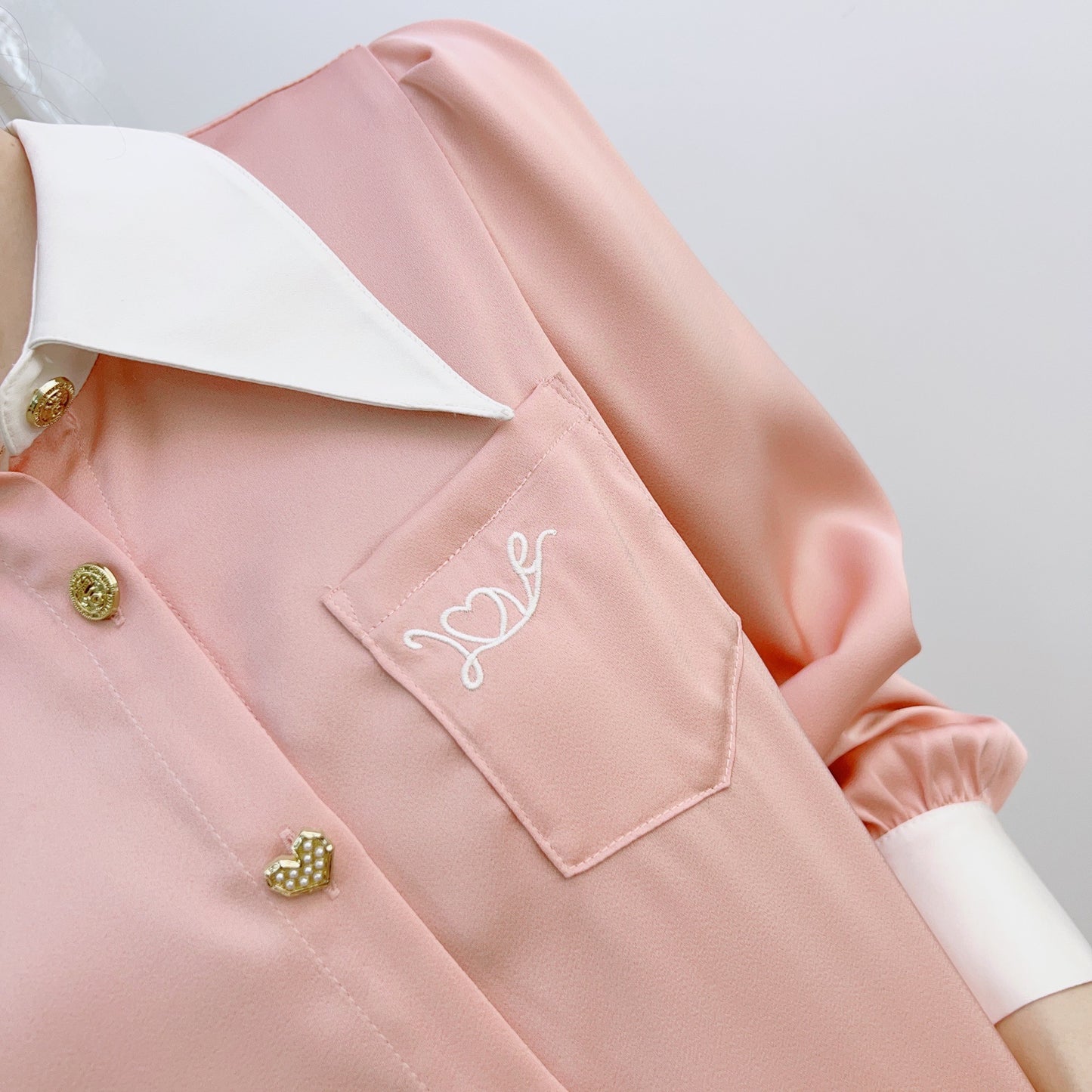 Dame Elegant Bluse med høj kvalitet Krave og dekorative Knapdetaljer Stilla