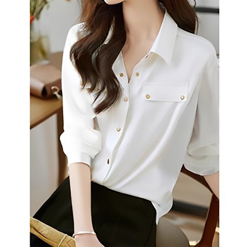 Dame elegant bluse med kvalitets knapdetaljer og praktiske brystlommer Stilla