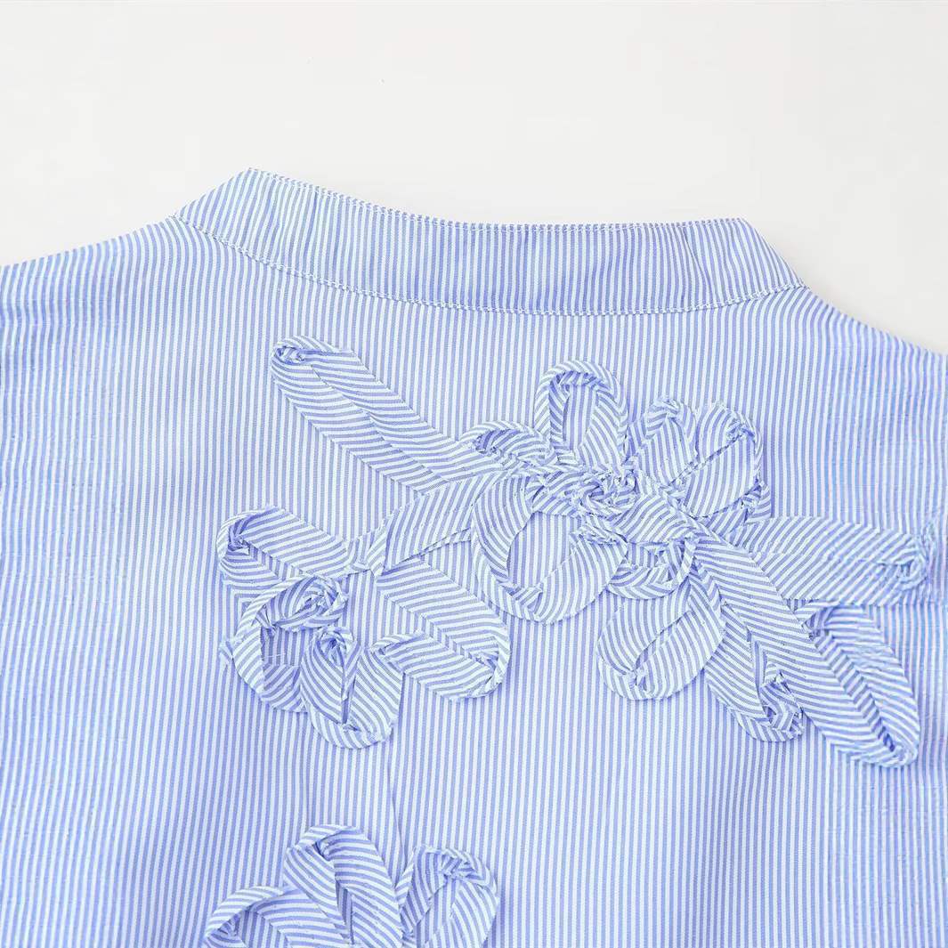 Dame Elegant bluse overdel med florale broderi-detaljer Stilla