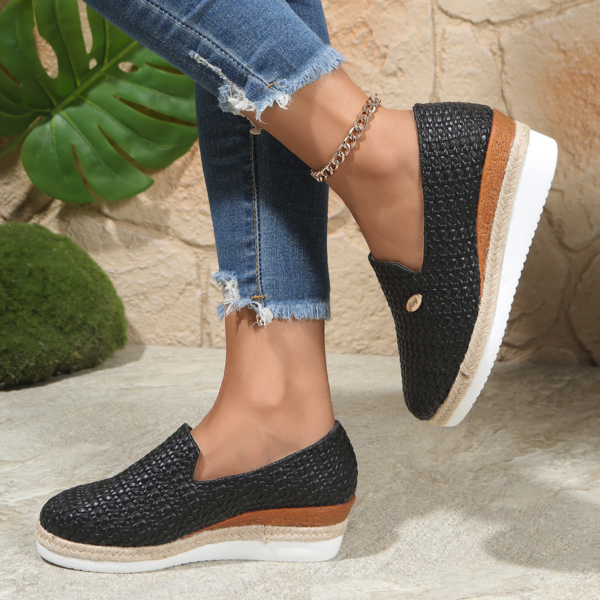 Dame afslappede slippers med platform og struktureret overflade Stilla