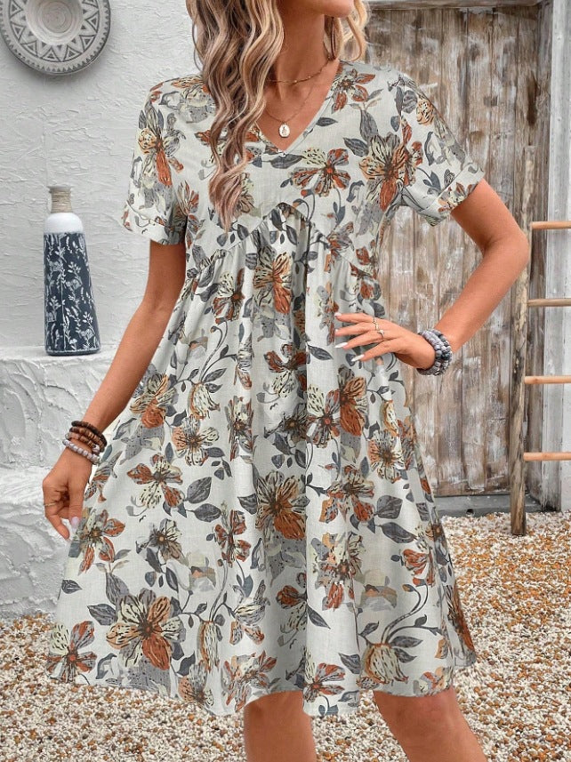 Dame afslappet kjole med voluminøs pasform og blomstret design Stilla