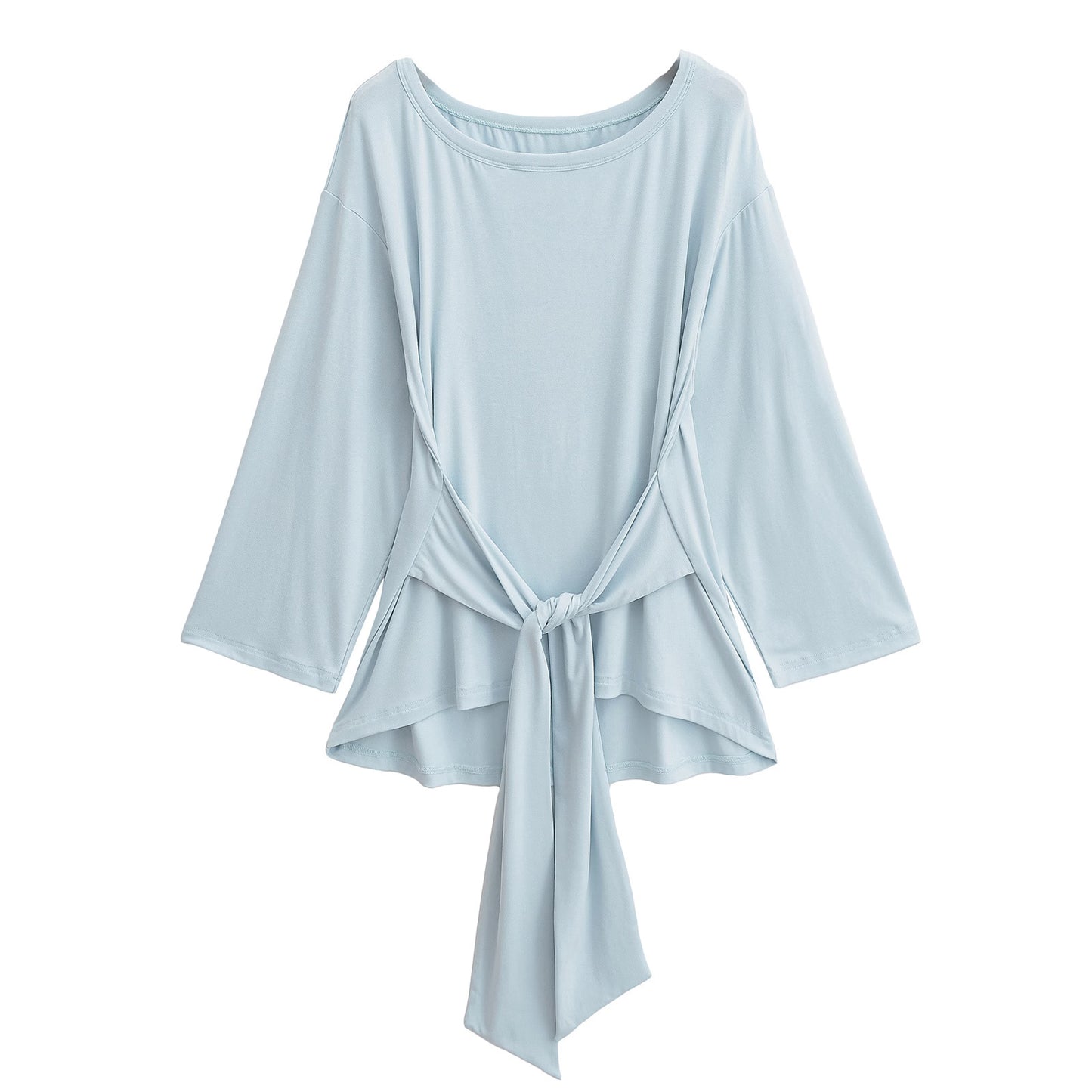 Dame afslappet indpakningsoverdel med elegante flæsedetaljer og sideknude Stilla