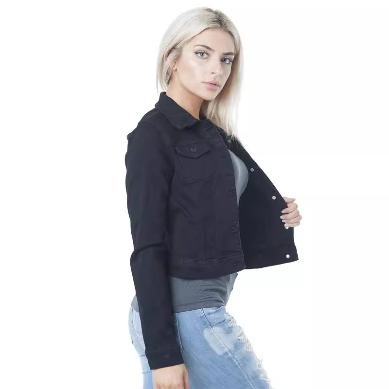 Dame Denim-jakke i moderne cropped-design med funktionelle lommer og casual snit Stilla