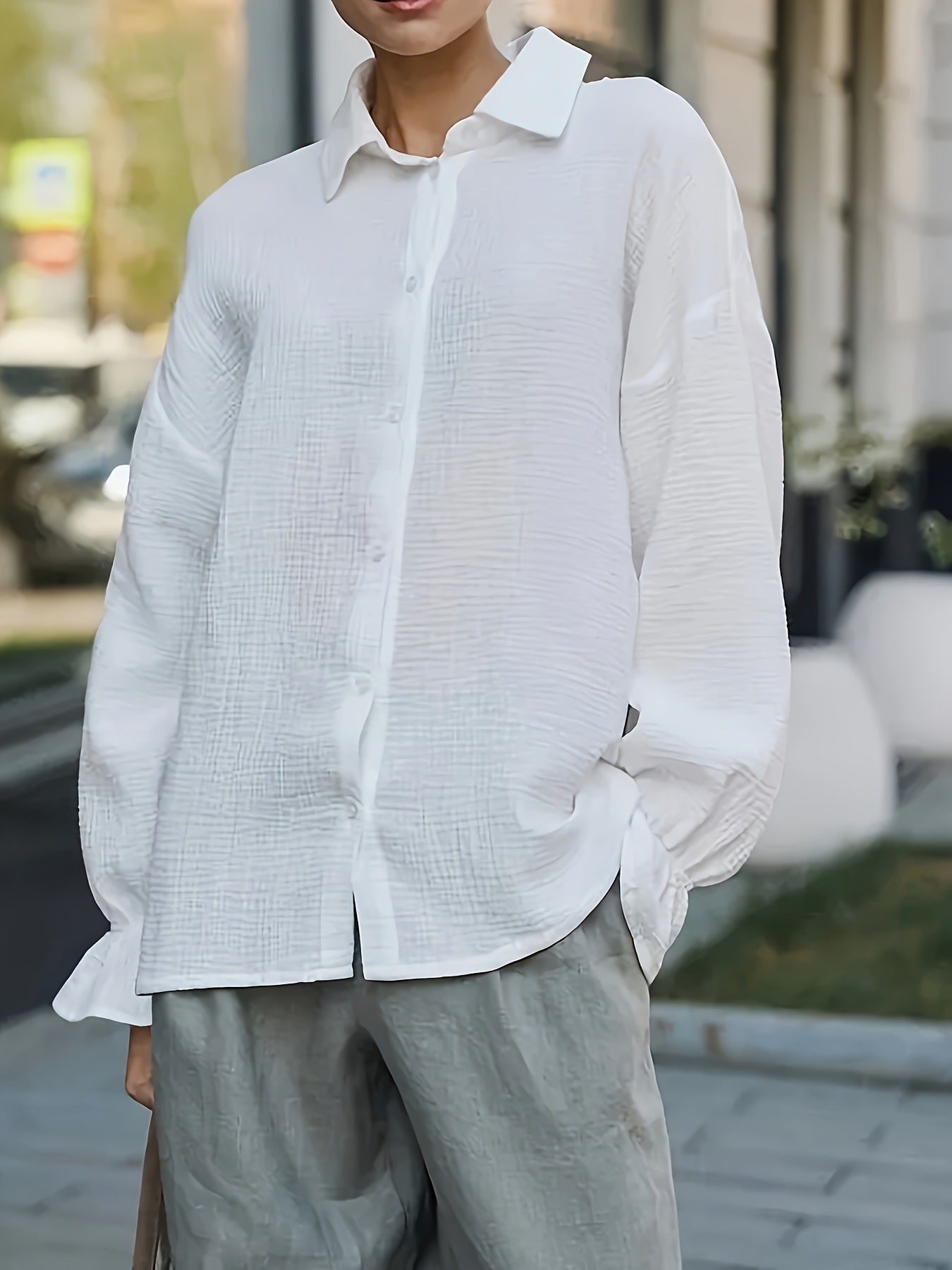 Dame afslappet bluse med struktureret mønster og opklappelige ærmer Stilla