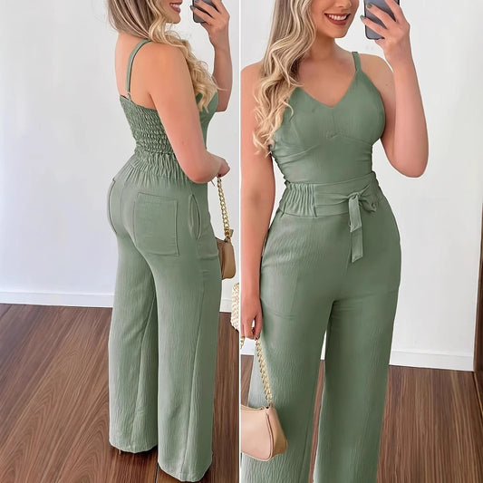 Dame bredskåret jumpsuit med justerbart taljebælte Stilla