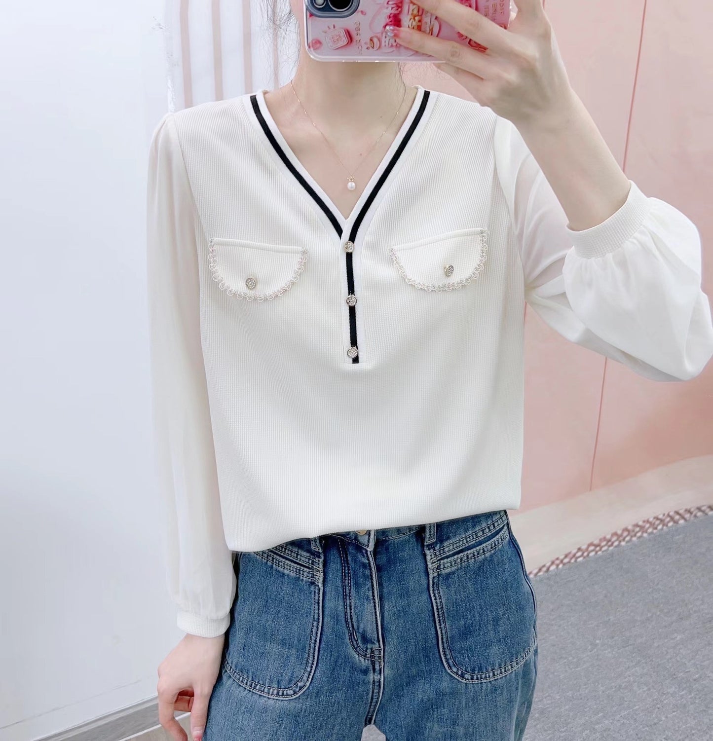 Dame Elegant Bluse med dekorative lommer og raffinerede knapdetaljer Stilla