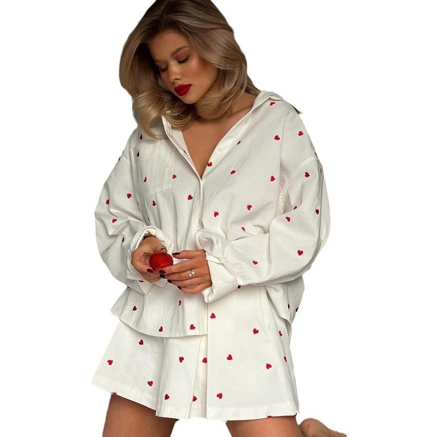 Dame afslappet bluse- og shorts-sammen med hjerteformede accenter Stilla