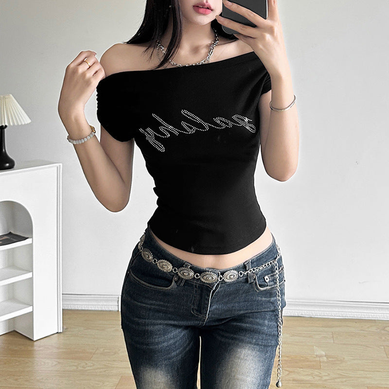 Dame Crop-Top med smart skrift og glitrende rhinsten Stilla