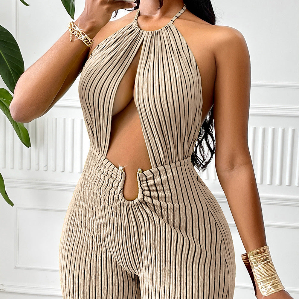 Dame elegant jumpsuit med flot halterneck og sidelæns cut-outs Stilla