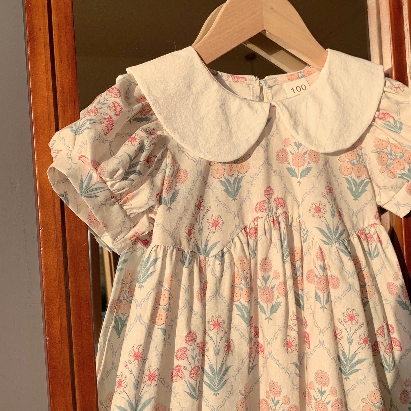 Pige Floral Print Kortærmet Kjole med Peter Pan Krave Stilla