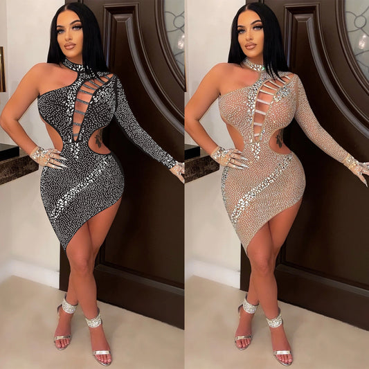 Dame Cut-Out Minikjole med asymmetrisk design og glitrende pailletter Stilla