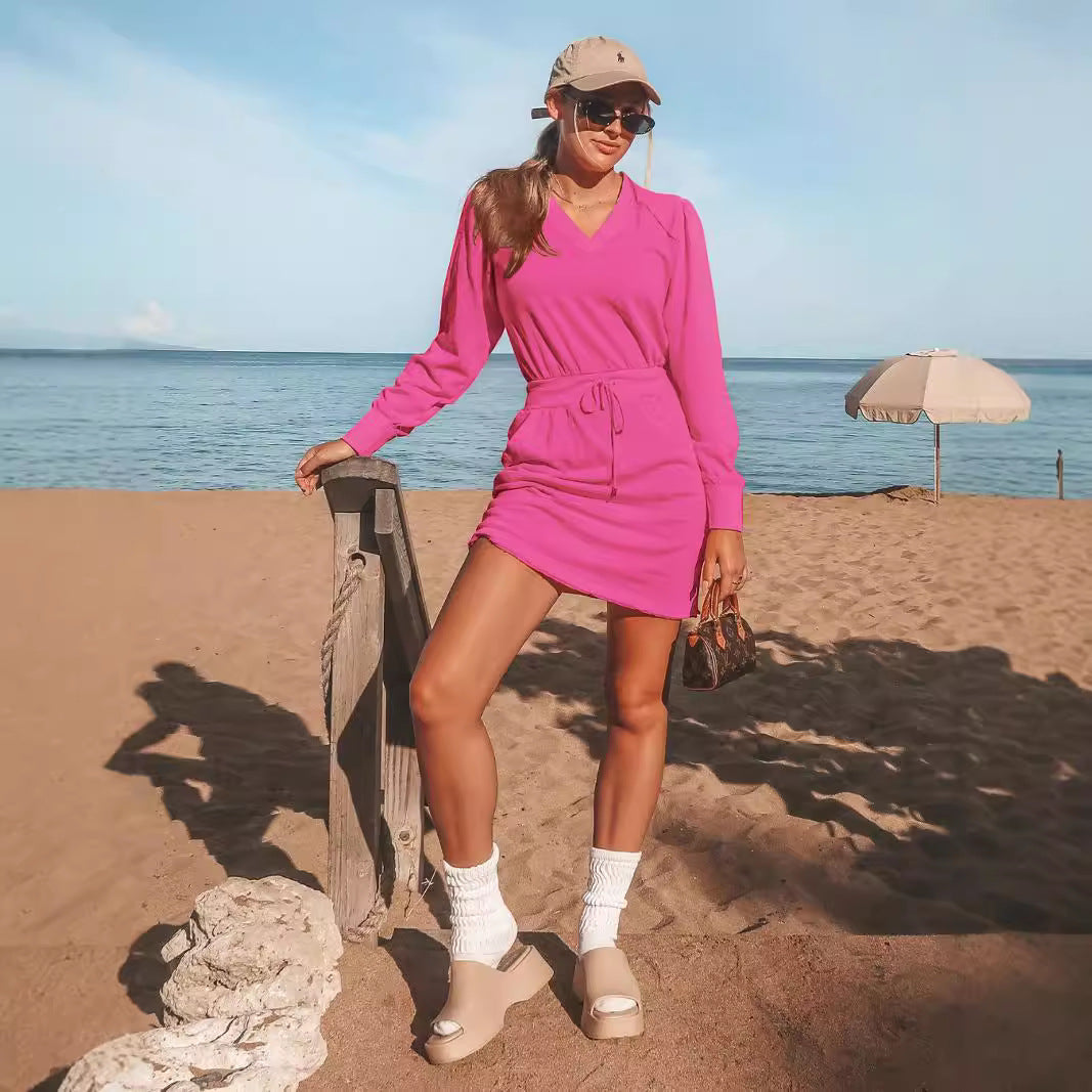 Dame afslappet kjole med V-udskæring og snøre Stilla