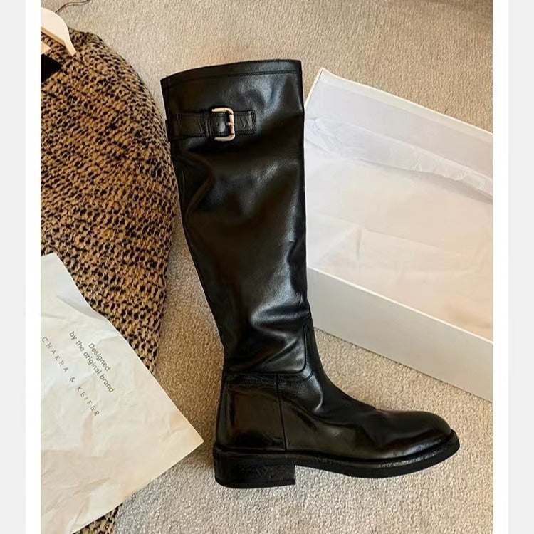 Dame høje læderstøvler med markant søm og elegant snit Stilla