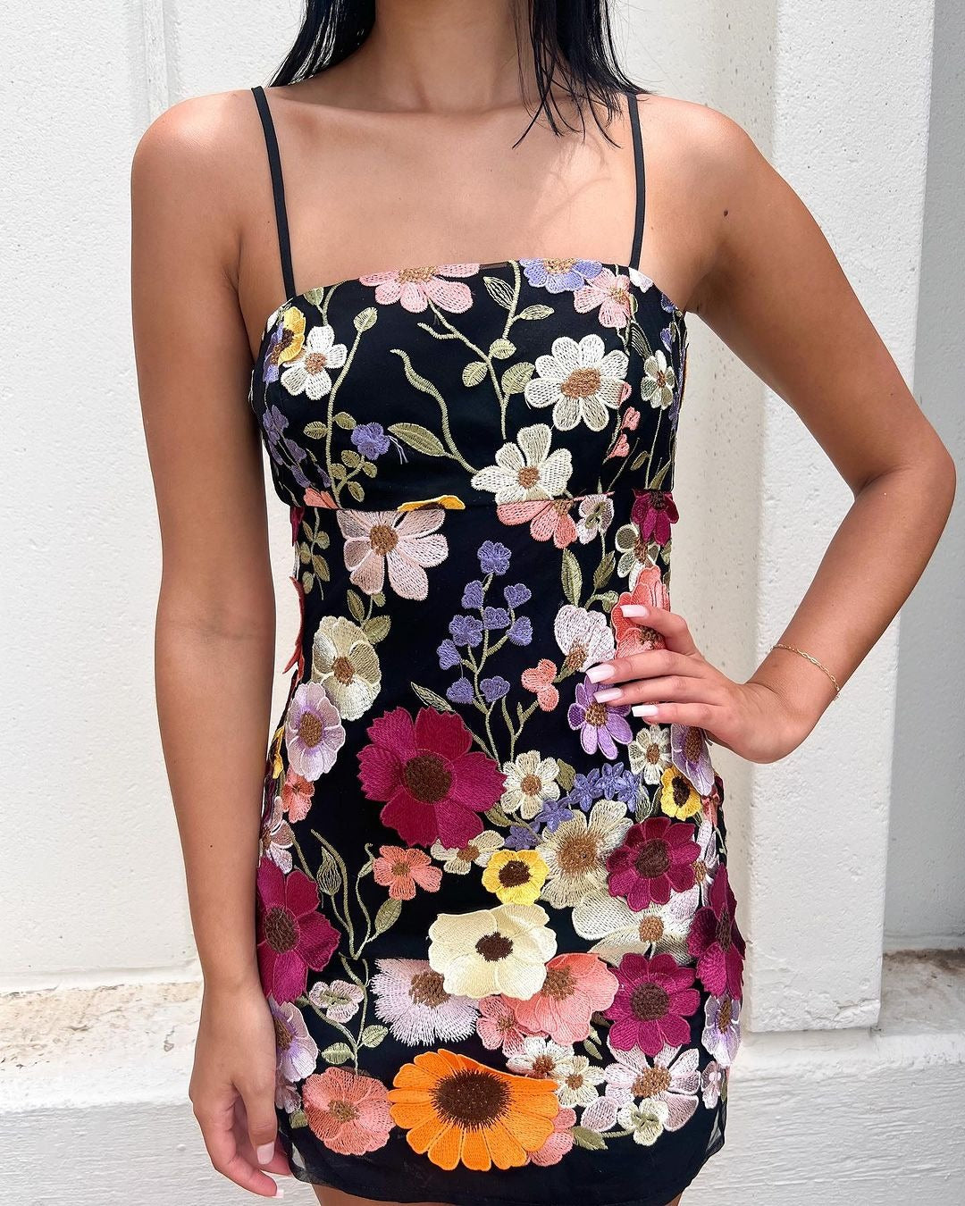 Dame Elegant blomsterkjole med detaljer af blomster-smekke Stilla