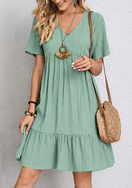 Dame afslappet minikjole med V-udskæring og flæsekanter Stilla