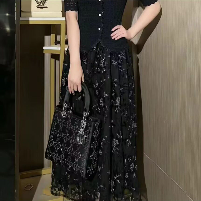 Dame Elegant blondekjole med blomstermønster og gennemgående knapdesign Stilla