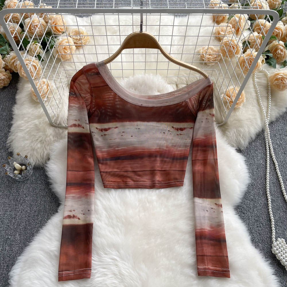 Dame cropped langærmet top med moderne batikmønster Stilla