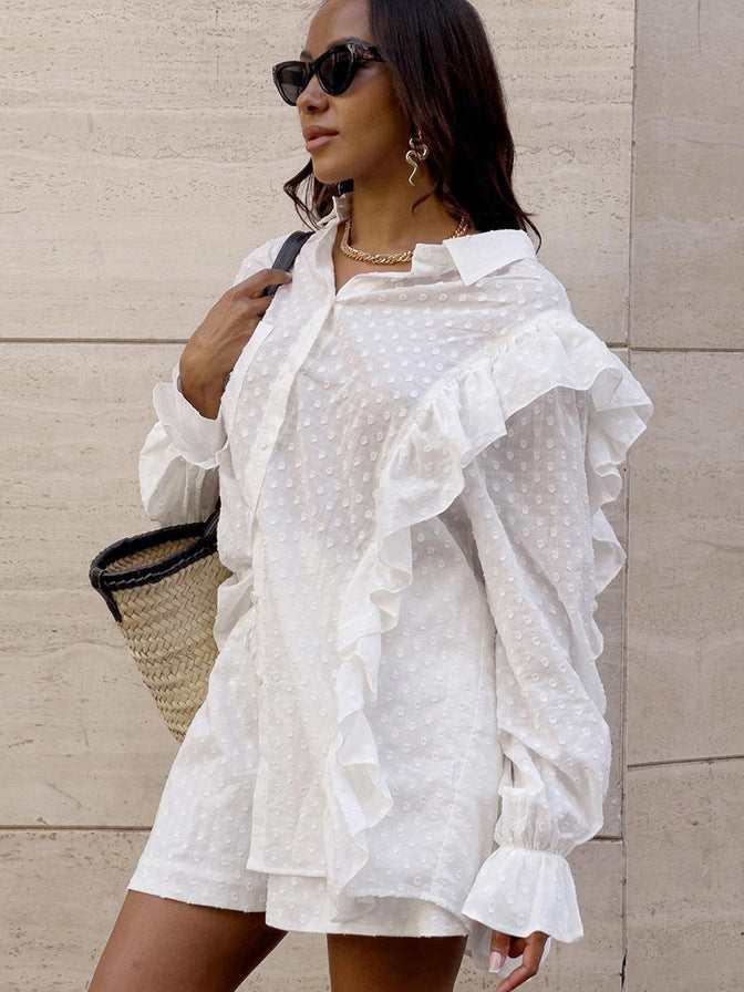 Dame afslappet skjortekjole sæt med flæsedetaljer og transparent stof Stilla