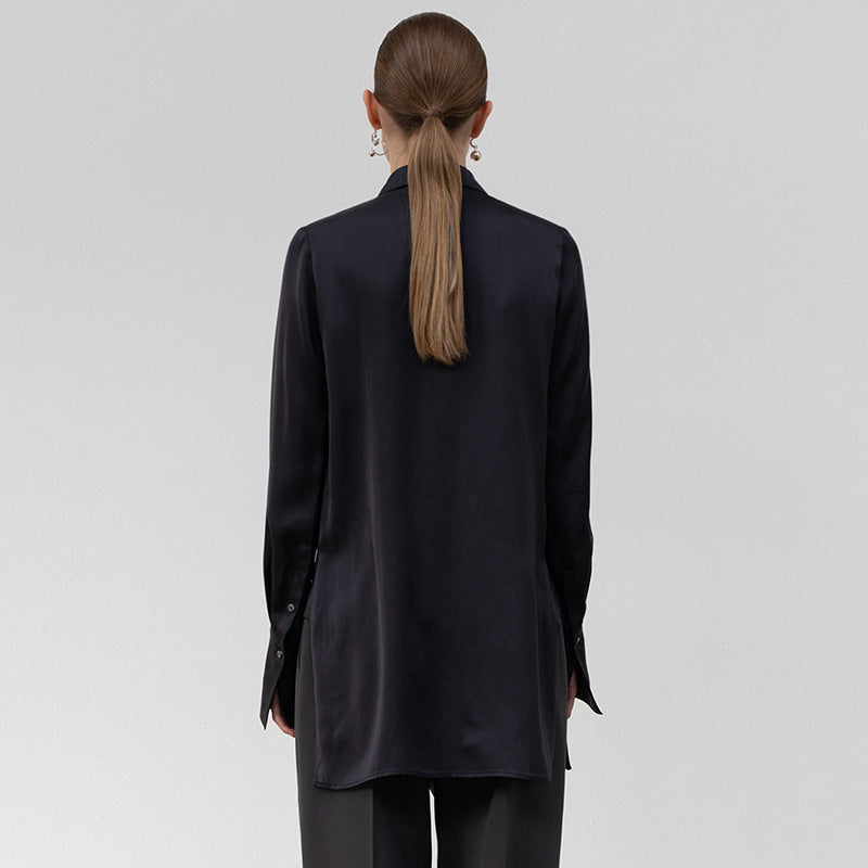 Dame Edle Silke Bluse med klassisk Krave og elegante Knapdetaljer Stilla