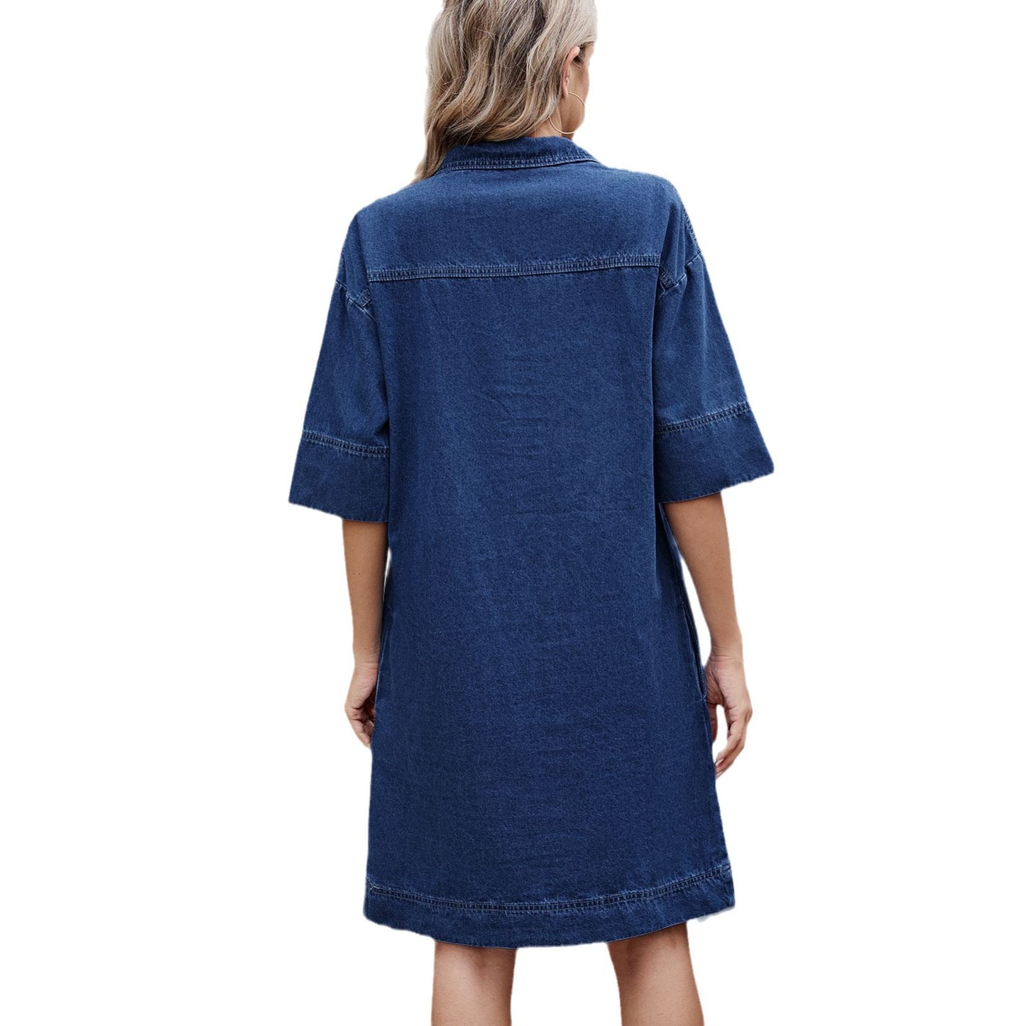 Dame Denim-skjortekjole med praktiske brystlommer og afslappet snit Stilla