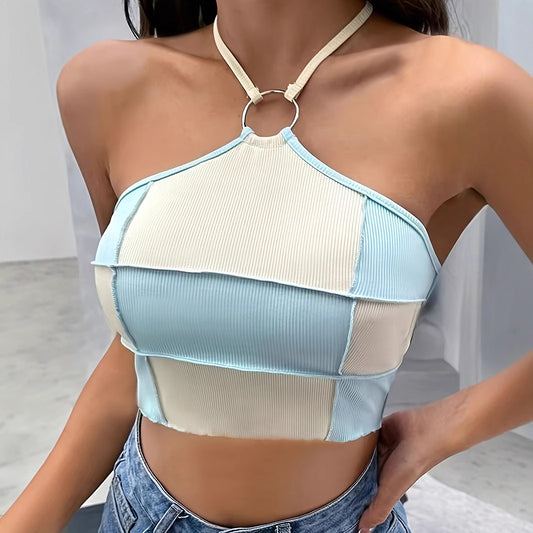 Dame Cropped Top med moderigtig ringdetalje og colorblock design Stilla