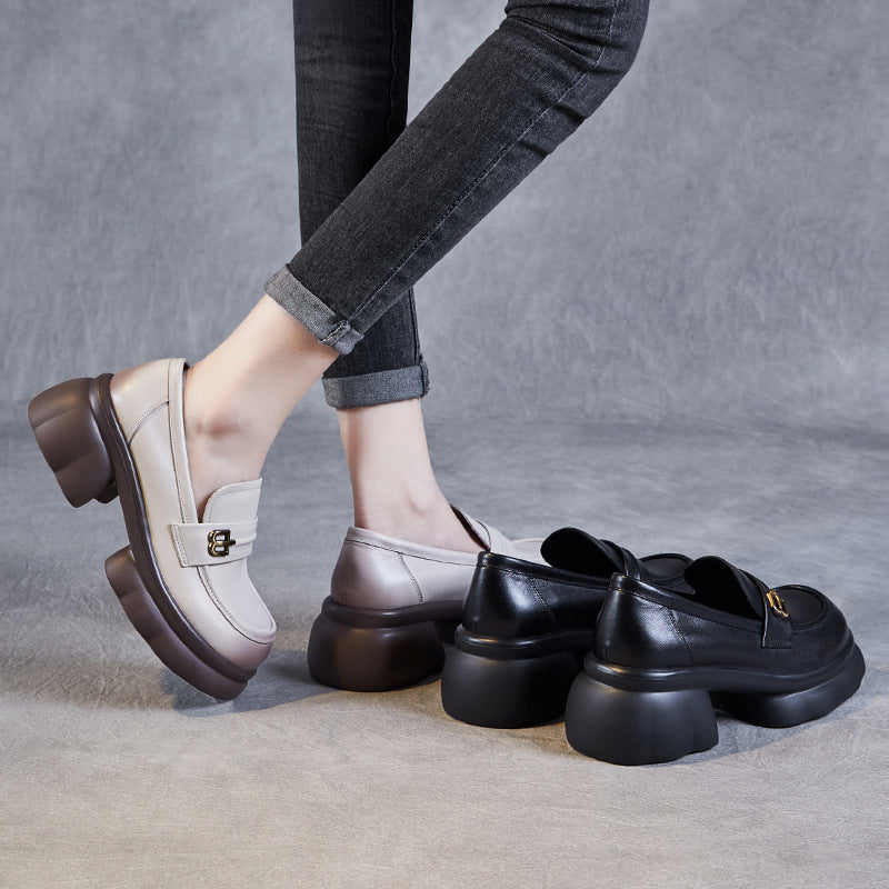Dame Chunky Platform Sko med elegant spænde-detalje Stilla