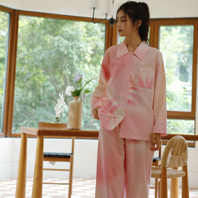 Dame afslappende pyjamassæt med kreativt dyremotiv og komfortable detaljer Stilla